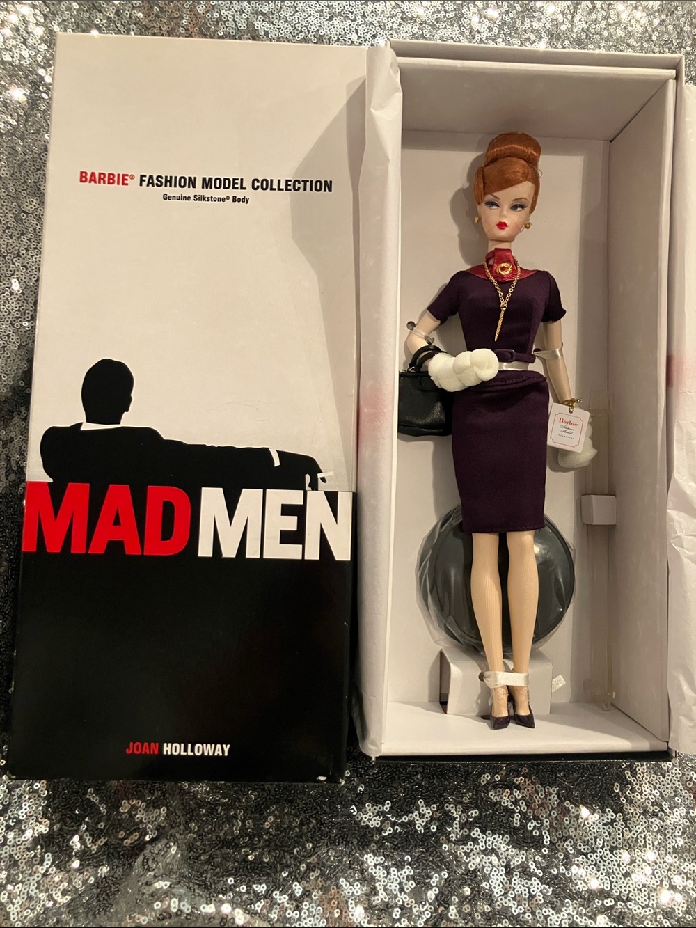 Barbie Silkstone Mad Men Joan Halloway - NRFB